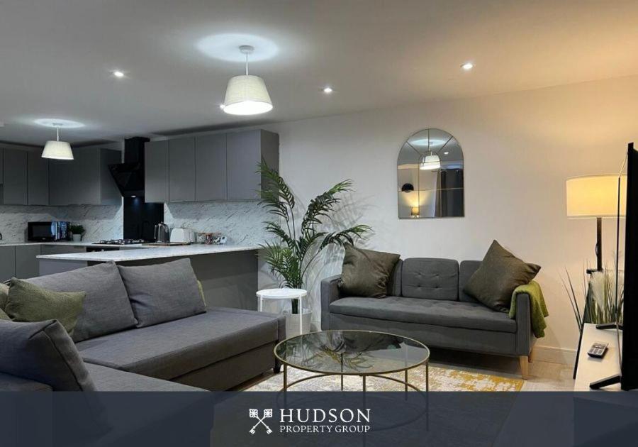 Open Plan Townhouse In Shrewsburyヴィラ エクステリア 写真