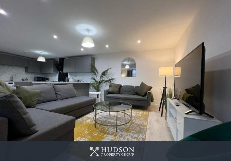 Open Plan Townhouse In Shrewsburyヴィラ エクステリア 写真